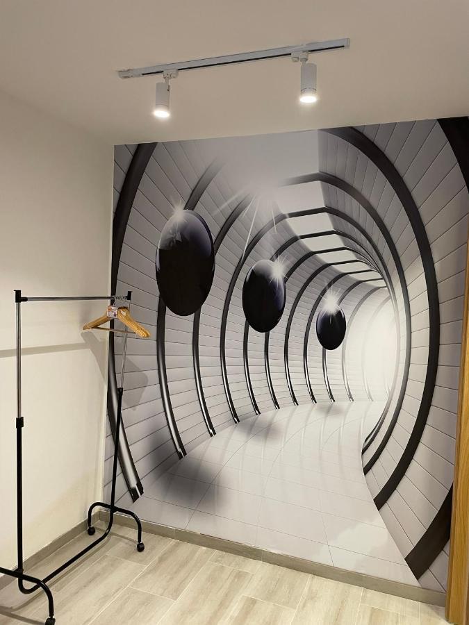 Visoko New Concept - 7 Minutes From The Pyramids - City Center Eksteriør billede